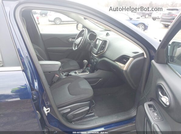 1C4PJMCSXGW321891 2016 JEEP CHEROKEE Blue Front interior view