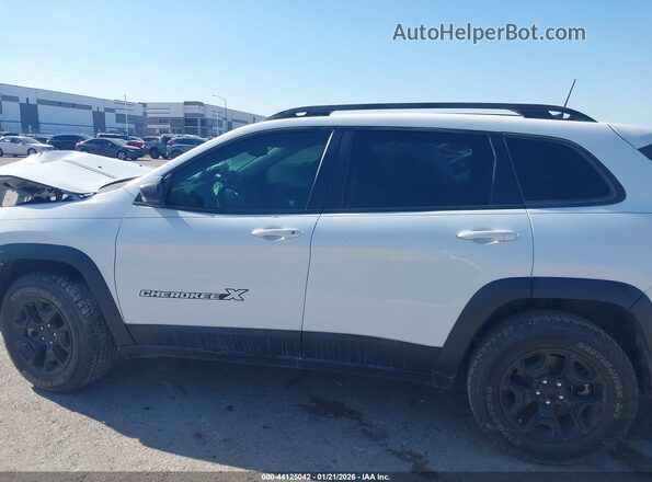 1C4PJMCX3ND553110 2022 JEEP CHEROKEE White Панорамний вид салону 360°