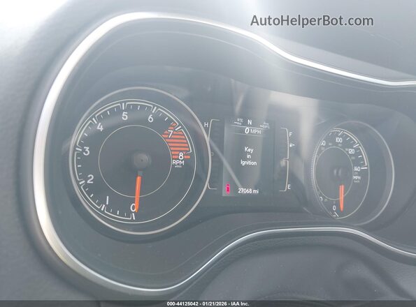 1C4PJMCX3ND553110 2022 JEEP CHEROKEE White Вид задніх сидінь