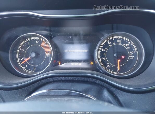 1C4PJMDN2KD299530 2019 JEEP CHEROKEE Black Widok tylnych siedzeń