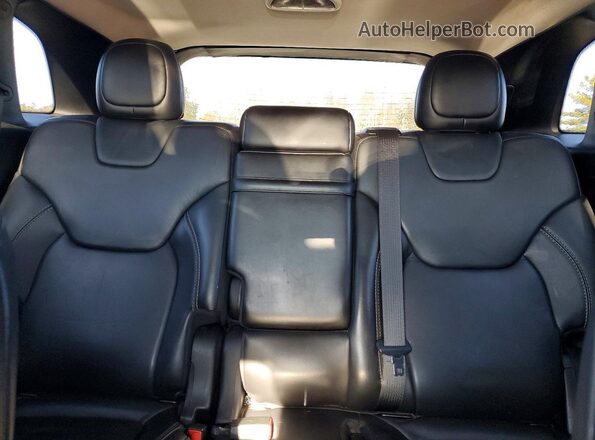 1C4PJMDS5GW204301 2016 JEEP CHEROKEE Red Rear seats view