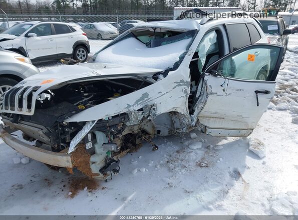 1C4PJMJX8JD515238 2018 JEEP CHEROKEE Белый Вид спереди