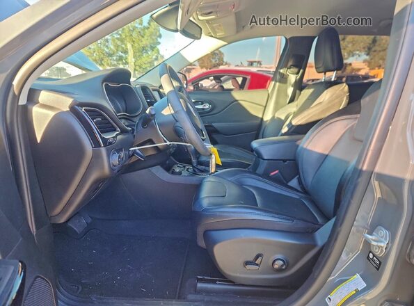 1C4PJMMB1PD105695 2023 JEEP CHEROKEE Gray წინა სალონის ხედი