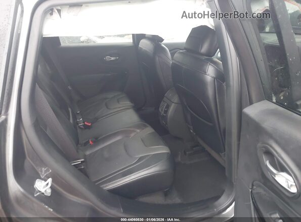1C4PJMMB5PD101407 2023 JEEP CHEROKEE Gray Vista de la etiqueta del VIN