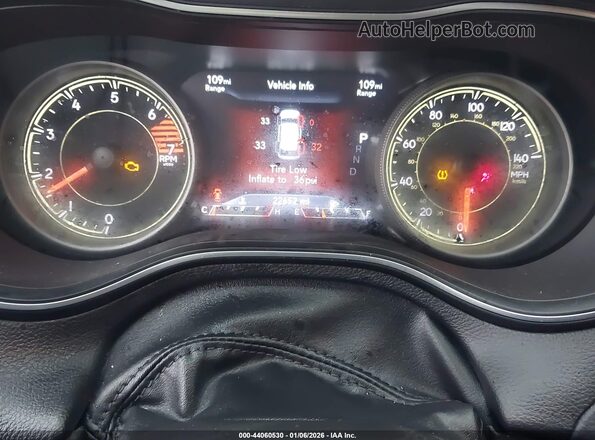 1C4PJMMB5PD101407 2023 JEEP CHEROKEE Gray Vista de los asientos traseros