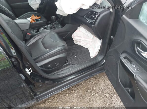 1C4PJMMB8PD103622 2023 JEEP CHEROKEE Black Вид салону спереду