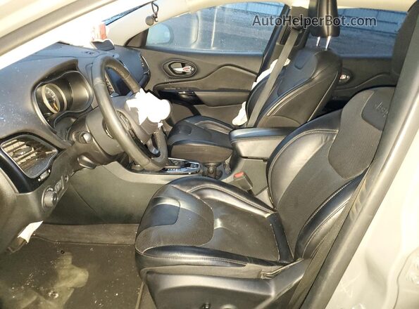 1C4PJMMB9PD114905 2023 JEEP CHEROKEE Gray Front interior view