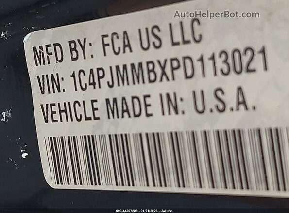 1C4PJMMBXPD113021 2023 JEEP CHEROKEE Черный Вид подкапотного пространства