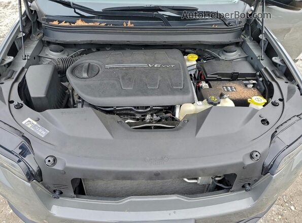 1C4PJMMX1ND546946 2022 JEEP CHEROKEE Gray ძრავის განყოფილების ხედი