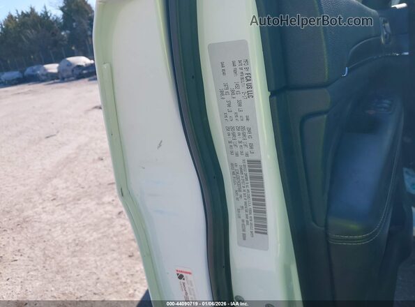 1C4RJEBG7HC837608 2017 JEEP GRAND CHEROKEE White Vista del compartimento del motor