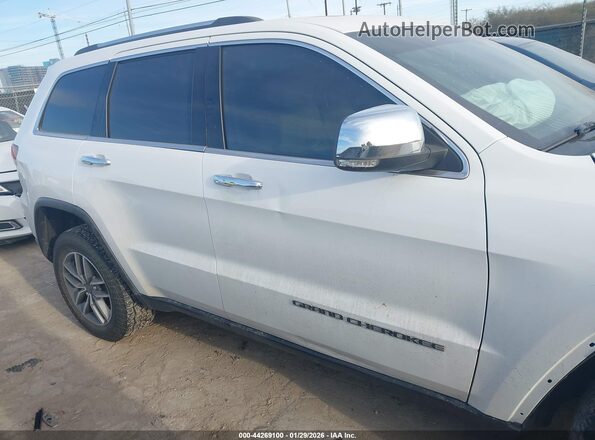 1C4RJFBG0MC687454 2021 JEEP GRAND CHEROKEE White Rear interior view