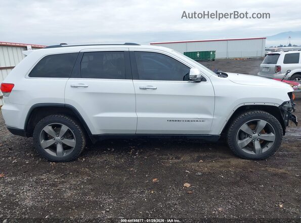 1C4RJFBG1GC441033 2016 JEEP GRAND CHEROKEE White Rear interior view