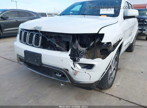 1C4RJFBG7JC331210 2018 JEEP GRAND CHEROKEE Белый Вид спереди