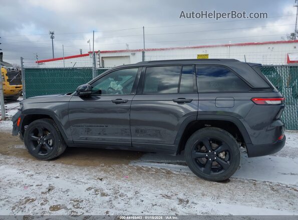 1C4RJHAG4PC620079 2023 JEEP GRAND CHEROKEE Gray Widok wnętrza 360 stopni
