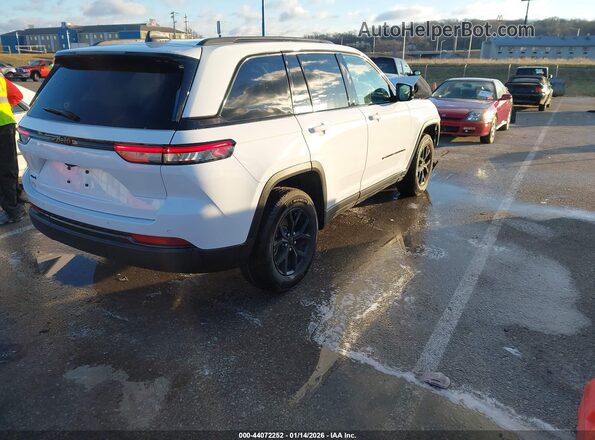 1C4RJHAG4SC313939 2025 JEEP GRAND CHEROKEE Белый Задняя правая четверть