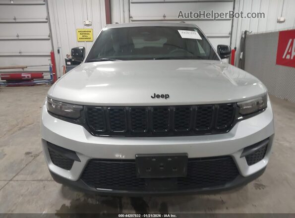 1C4RJHAG5PC669355 2023 JEEP GRAND CHEROKEE Silver Vista del cuadro de instrumentos