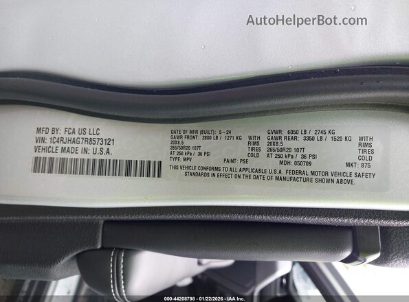 1C4RJHAG7R8573121 2024 JEEP GRAND CHEROKEE Silver Вид підкапотного простору
