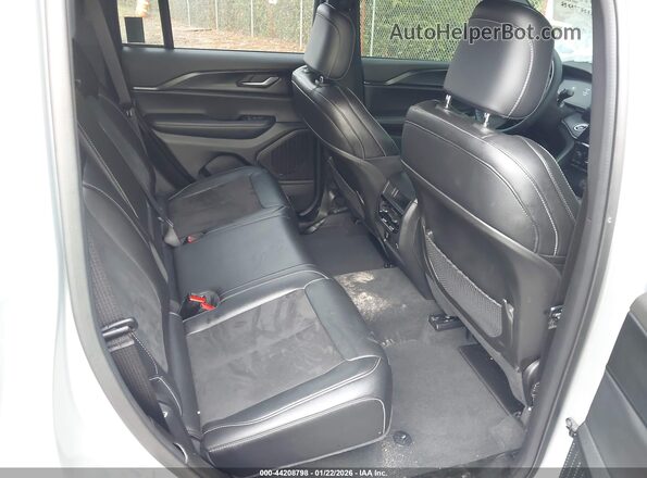 1C4RJHAG7R8573121 2024 JEEP GRAND CHEROKEE Silver Вид наклейки з VIN-кодом