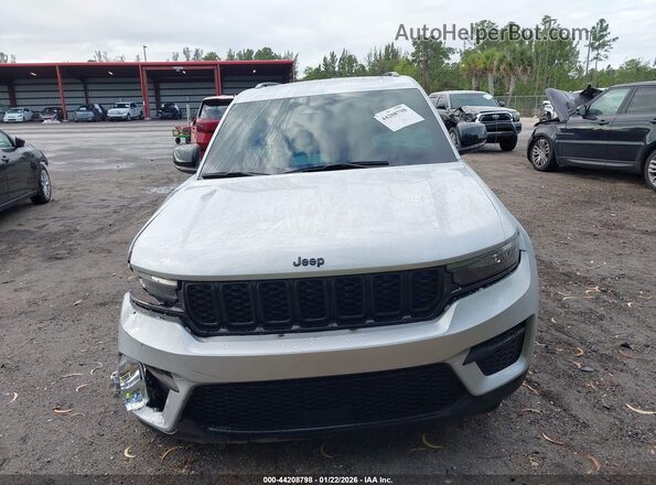 1C4RJHAG7R8573121 2024 JEEP GRAND CHEROKEE Silver Вид задньої частини салону