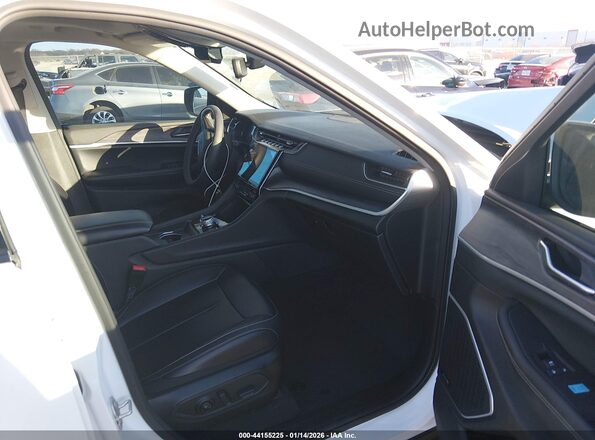 1C4RJHBG0PC620997 2023 JEEP GRAND CHEROKEE White Вид салону спереду