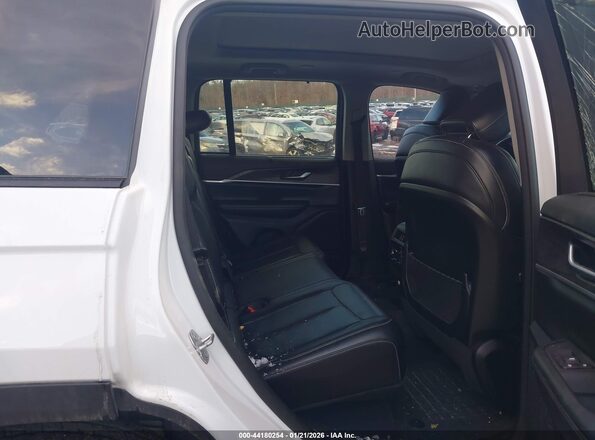 1C4RJHBG1PC501176 2023 JEEP GRAND CHEROKEE White VIN sticker view
