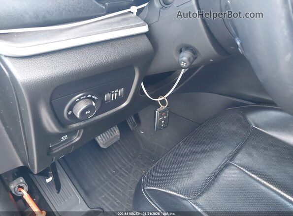 1C4RJHBG1PC501176 2023 JEEP GRAND CHEROKEE White Dashboard view