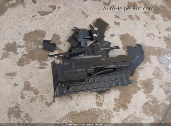 1C4RJHBG6SC339876 2025 JEEP GRAND CHEROKEE Red Вид щитка приладів