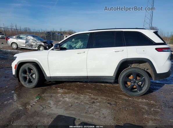 1C4RJHBG7PC556750 2023 JEEP GRAND CHEROKEE Белый Вид задней части салона