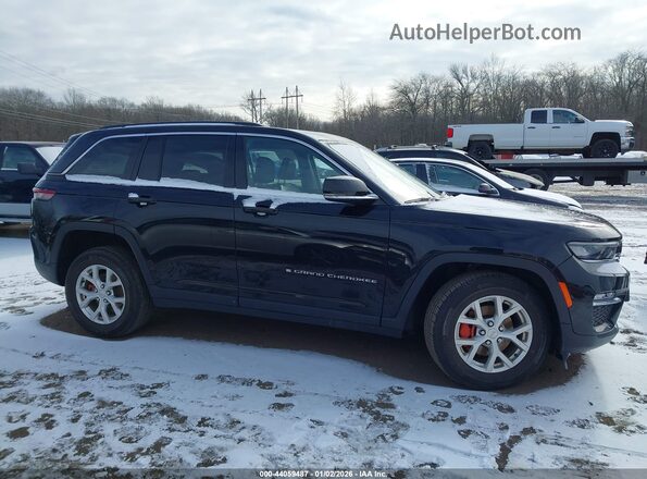 1C4RJHBG8PC508075 2023 JEEP GRAND CHEROKEE Black Widok wnętrza z tyłu