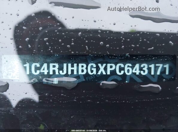 1C4RJHBGXPC643171 2023 JEEP GRAND CHEROKEE Black ძრავის განყოფილების ხედი