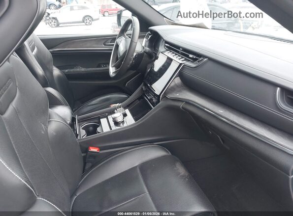 1C4RJHDG8PC505061 2023 JEEP GRAND CHEROKEE White წინა სალონის ხედი