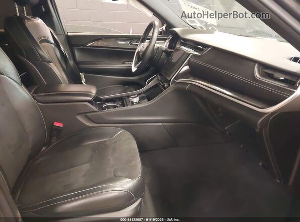 1C4RJKAG6N8527643 2022 JEEP GRAND CHEROKEE Gray Front interior view