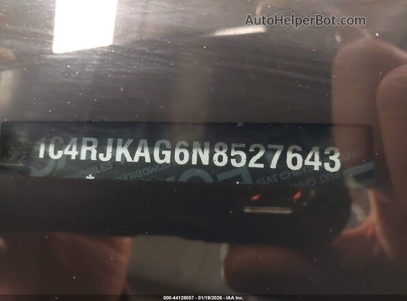 1C4RJKAG6N8527643 2022 JEEP GRAND CHEROKEE Gray Engine compartment view