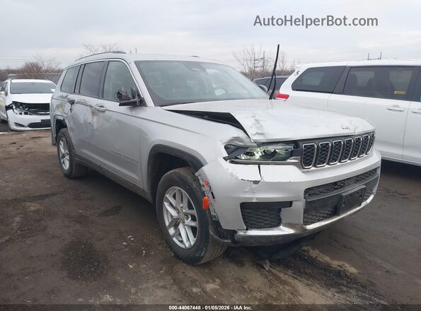 1C4RJKAG9P8824215 2023 JEEP GRAND CHEROKEE L Silver Вид спереду