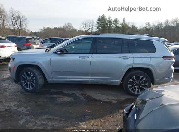 1C4RJKDG2N8511192 2022 JEEP GRAND CHEROKEE L Silver 360 interior view