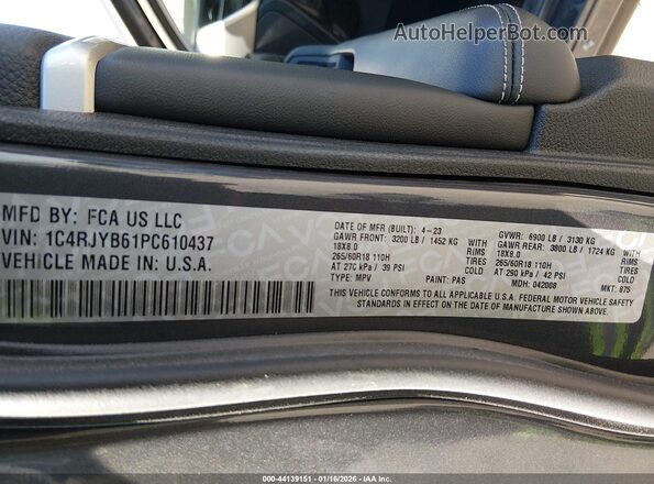 1C4RJYB61PC610437 2023 JEEP GRAND CHEROKEE 4XE Серый Вид подкапотного пространства