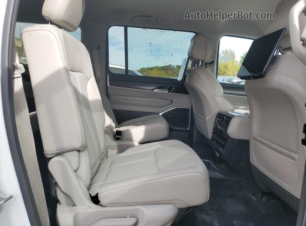 1C4SJSBP2PS563674 2023 JEEP WAGONEER White Вид задньої частини салону