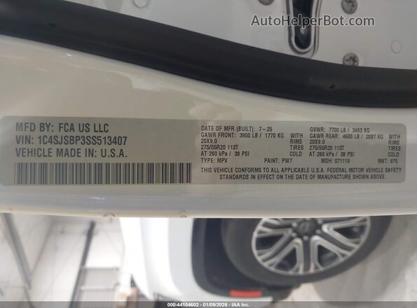 1C4SJSBP3SS513407 2025 JEEP WAGONEER L White ძრავის განყოფილების ხედი