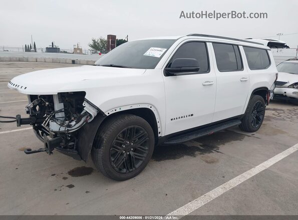 1C4SJSBP8PS560956 2023 JEEP WAGONEER L White Передня ліва чверть