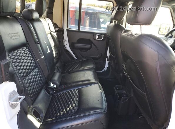 1C6HJTAG3NL163736 2022 JEEP GLADIATOR White Rear seats view