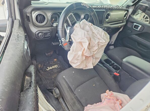 1C6HJTFG3PL507268 2023 JEEP GLADIATOR White Dashboard view
