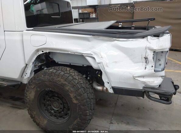 1C6PJTAG4SL505220 2025 JEEP GLADIATOR White Դիմացի տեսք