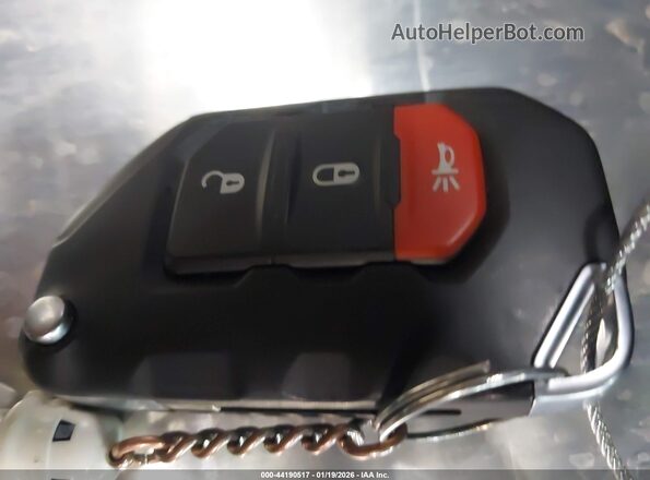 1C6PJTAG4SL505220 2025 JEEP GLADIATOR White Առջևի վահանակի տեսք