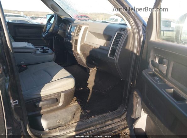 1C6RR6KT3JS295311 2018 RAM 1500 Black Vista interior delantera