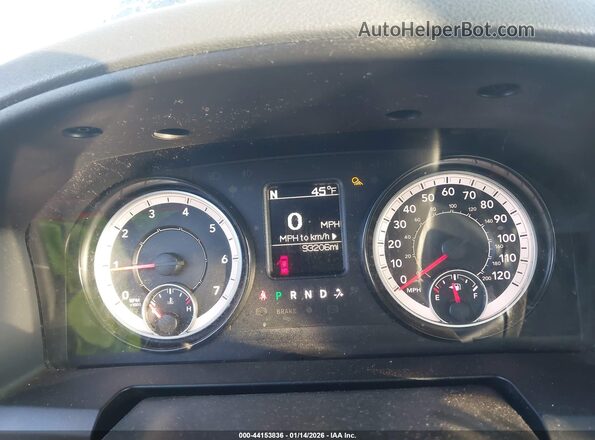 1C6RR6KT3JS295311 2018 RAM 1500 Black Vista de los asientos traseros