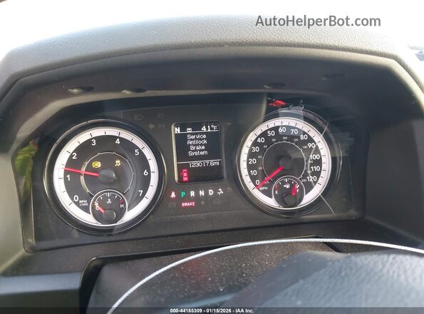 1C6RR6TT2LS124406 2020 RAM 1500 CLASSIC Gray Հետևի նստատեղերի տեսք
