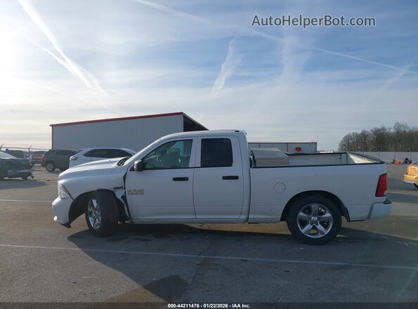1C6RR7FT8JS309669 2018 RAM 1500 White Vista interior de 360 grados