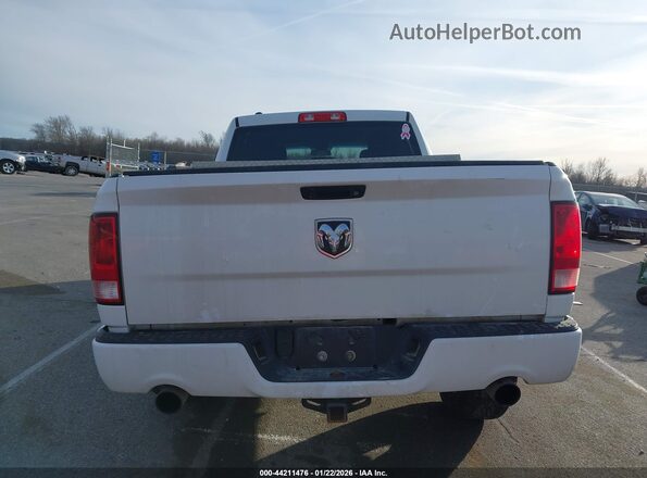 1C6RR7FT8JS309669 2018 RAM 1500 White 