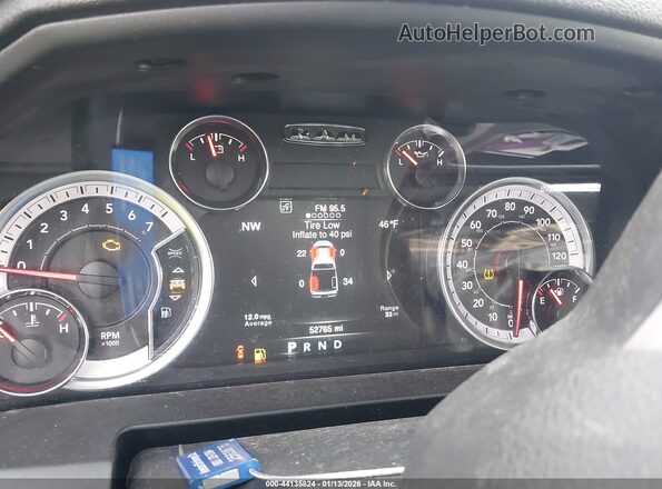 1C6RR7LG9PS548289 2023 RAM 1500 CLASSIC Черный Вид задних сидений