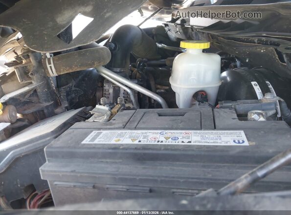 1C6RR7TT0MS521426 2021 RAM 1500 CLASSIC Серый Вид сзади
